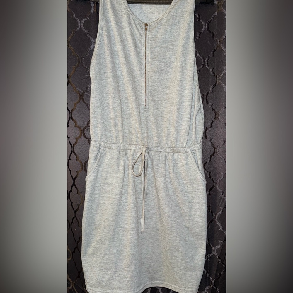 ⭐️3/$20 Ya Los Angeles Gray Women’s Dress Jumper With Lining Size Large Skater